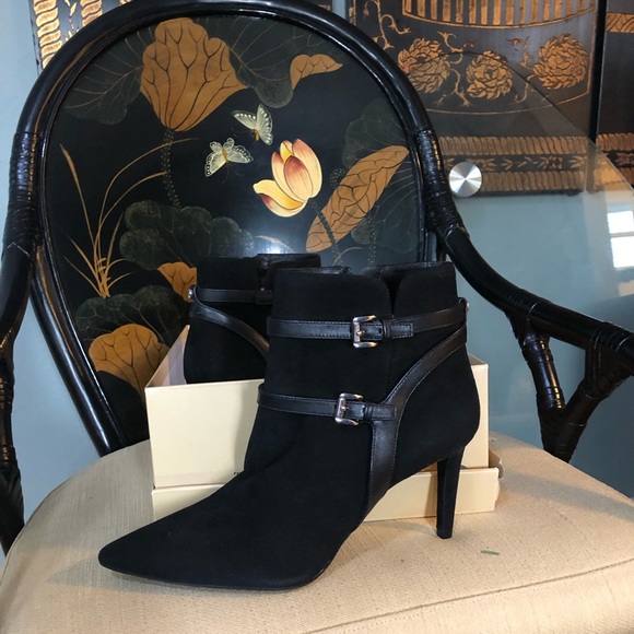 Michael Kors ankle boots - Picture 2 of 3